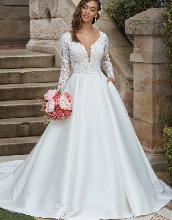 ST2216 ivory f d
