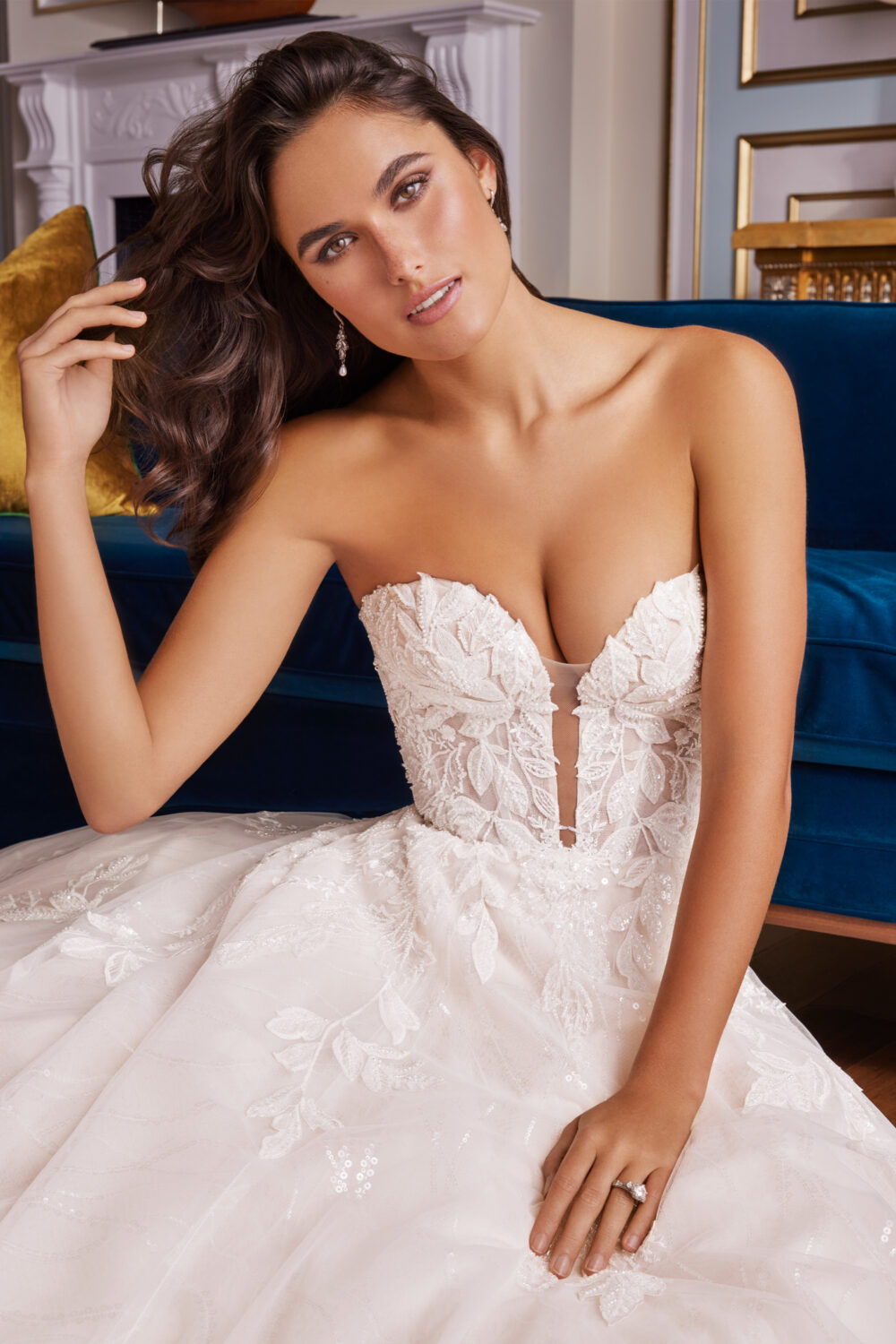 MT5110 ivory almond c