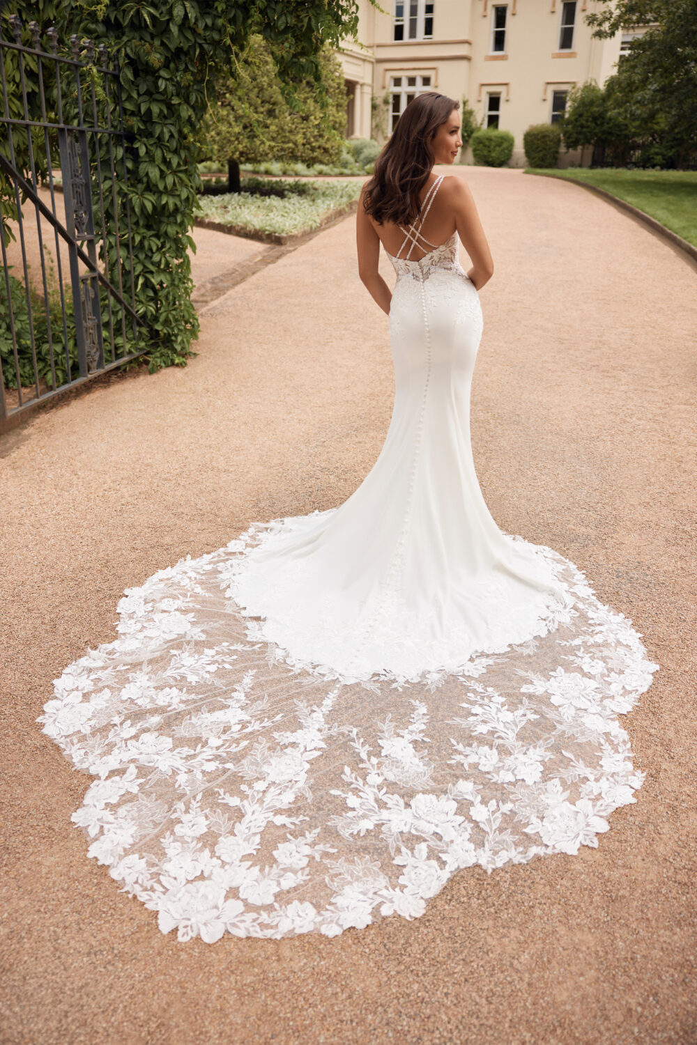 ST620 ivory a
