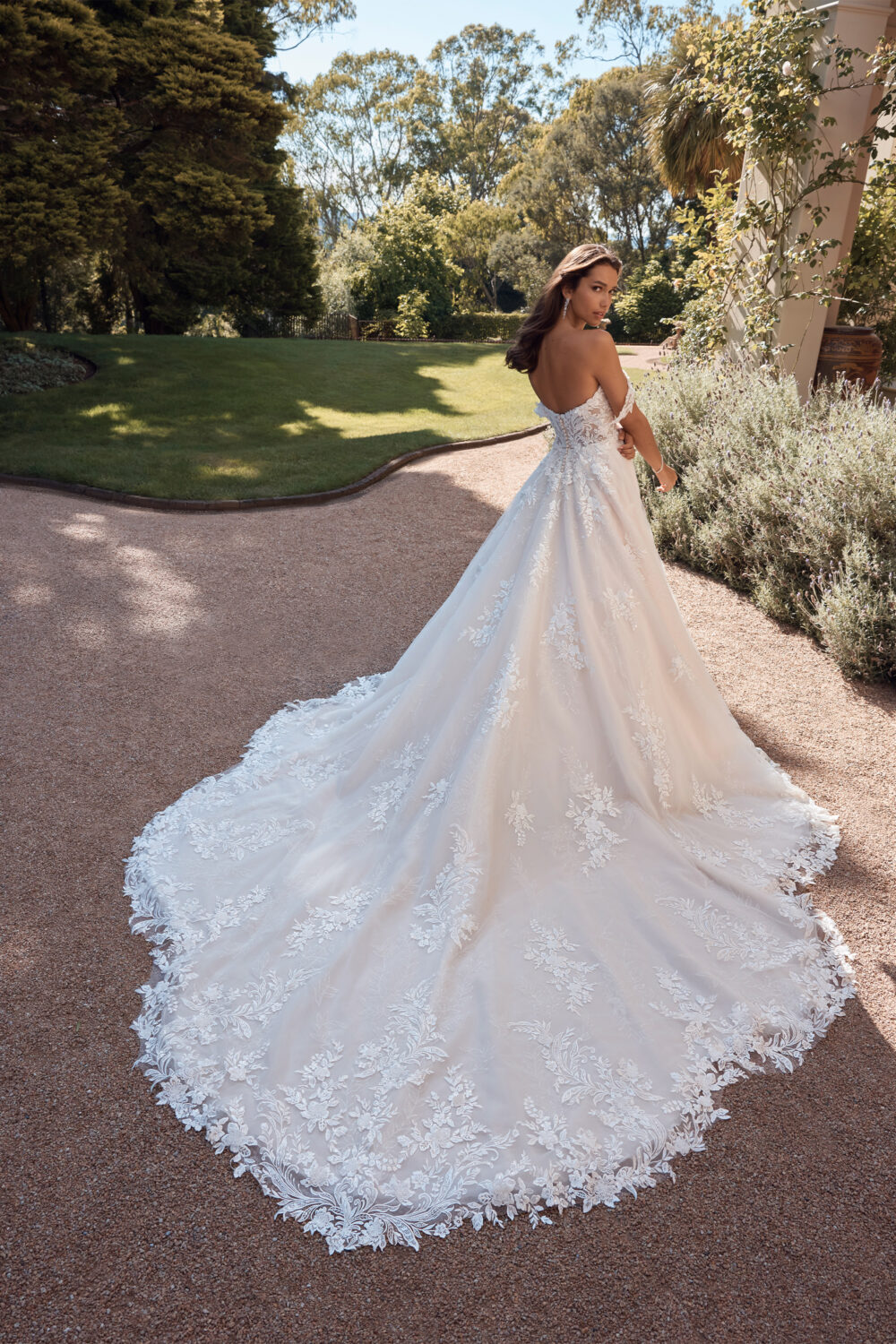 ST625 ivory a