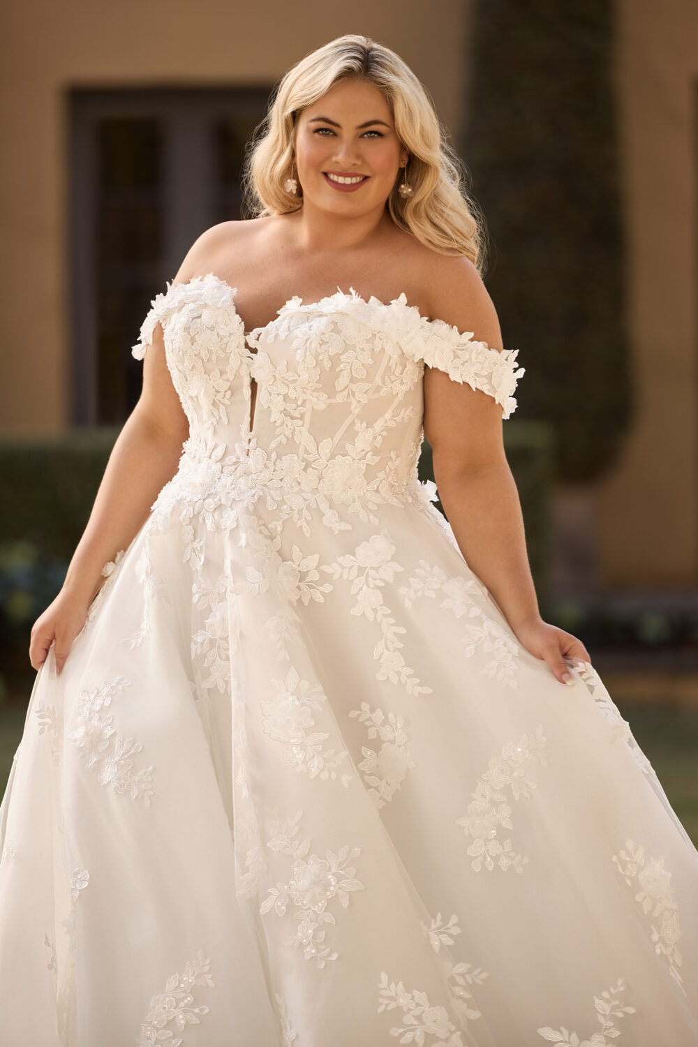 ST631 ivory g