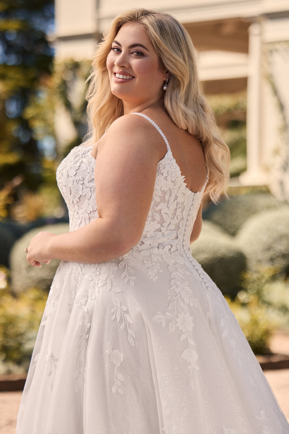 Y3162FIHB ivory b