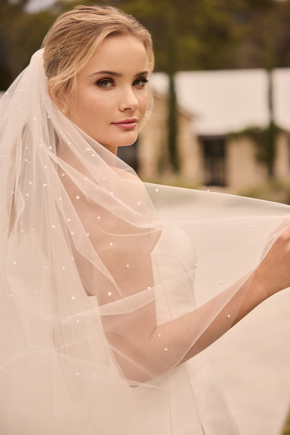 Y3166VEIL ivory b