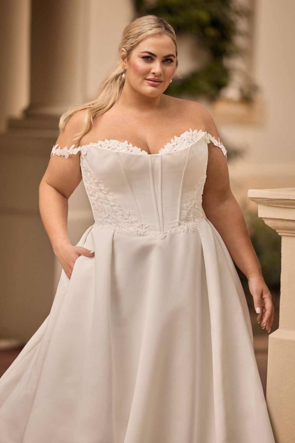 Y3171FI ivory b
